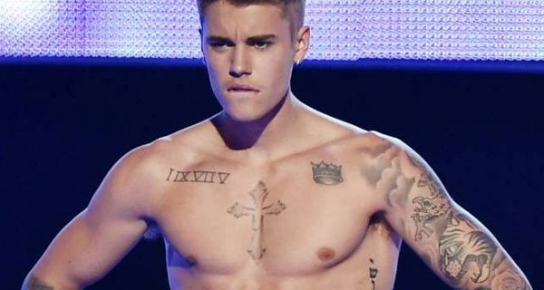 Justin Bieber desnudo